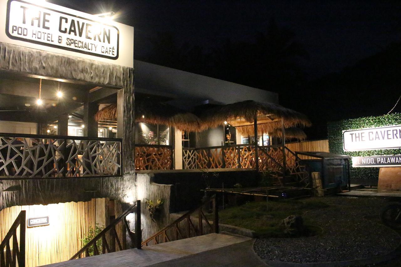 The Cavern Pod Hotel & Specialty Cafe เอลนิโด ภายนอก รูปภาพ