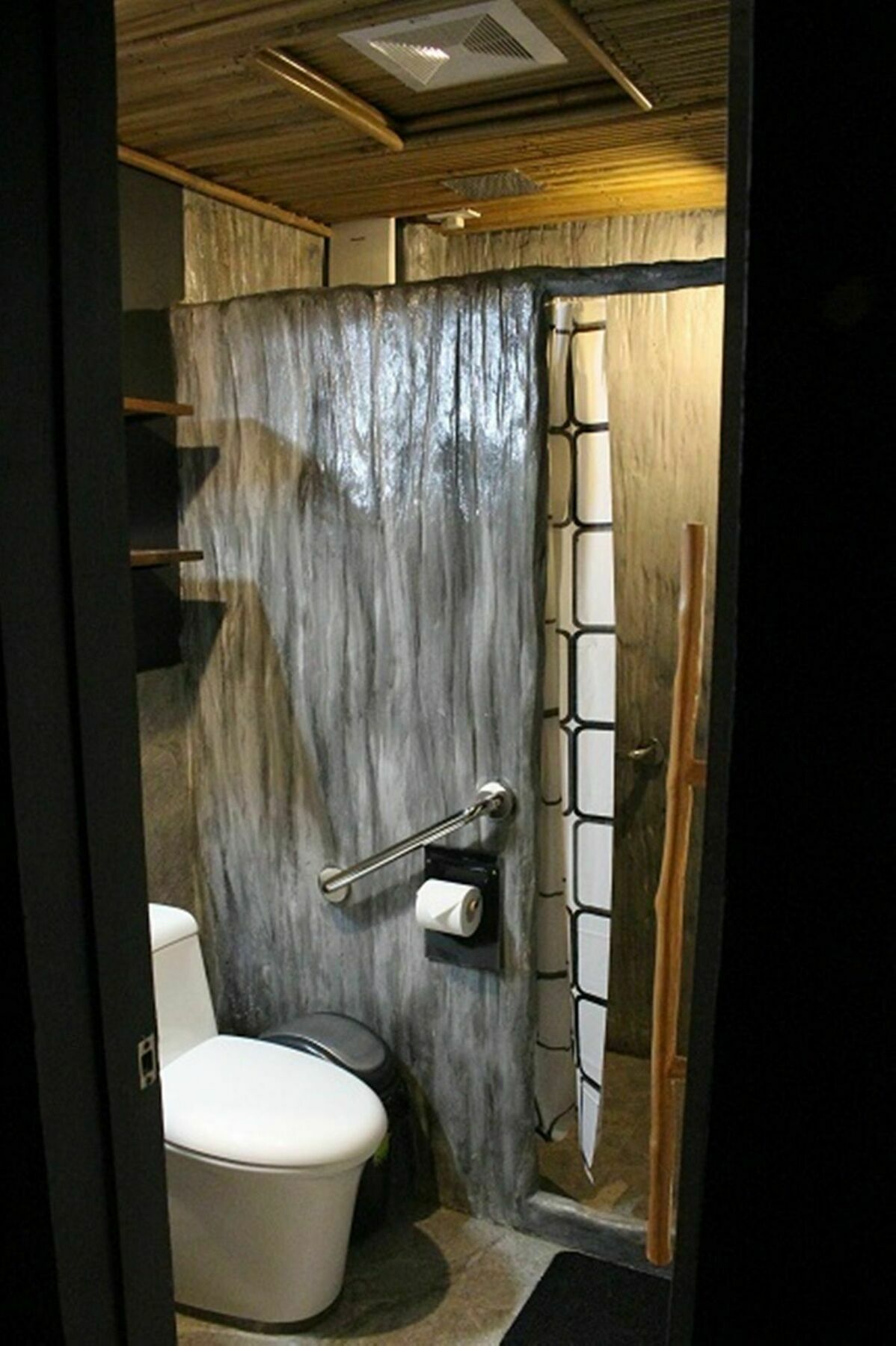 The Cavern Pod Hotel & Specialty Cafe เอลนิโด ภายนอก รูปภาพ